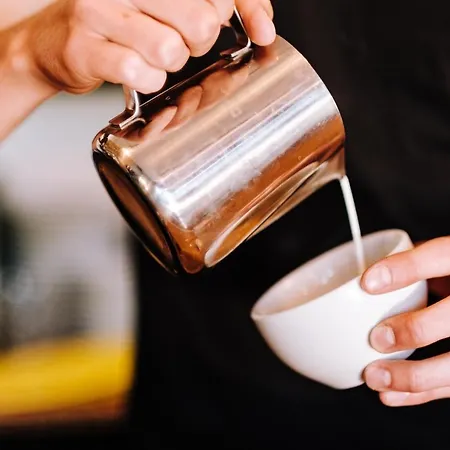 Szálloda Le Coffee Ride Cycling Cafe