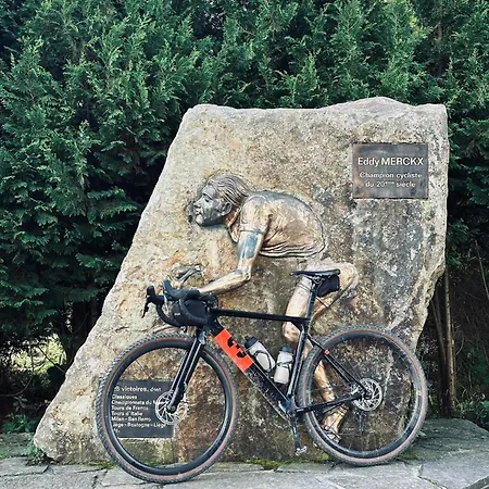 Le Coffee Ride Cycling Cafe