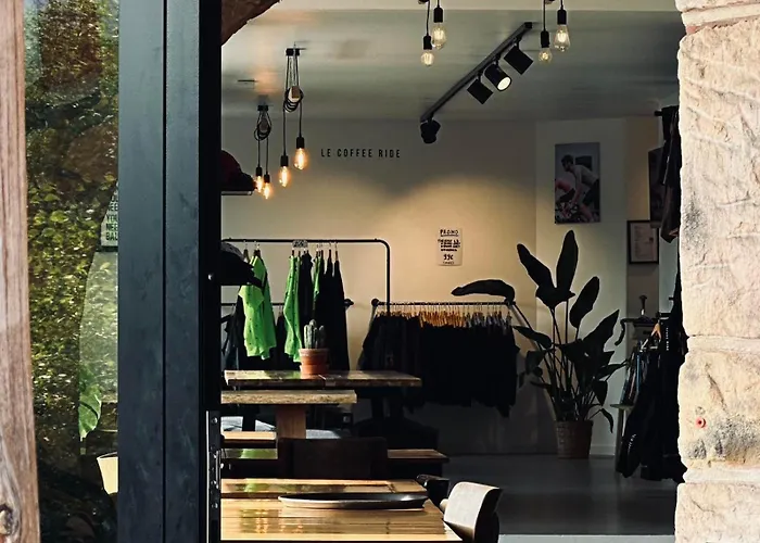 Le Coffee Ride Cycling Cafe